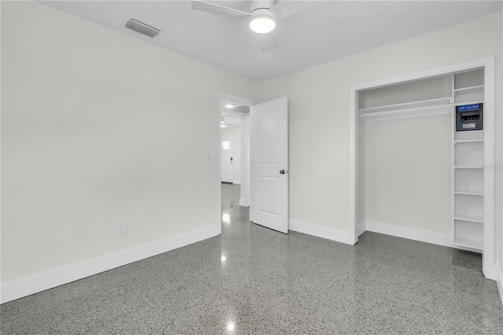 For Sale: $1,200,000 (3 beds, 3 baths, 1562 Square Feet)