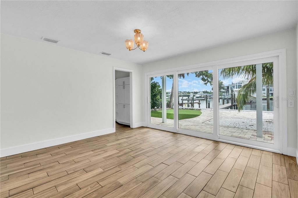 For Sale: $1,200,000 (3 beds, 3 baths, 1562 Square Feet)