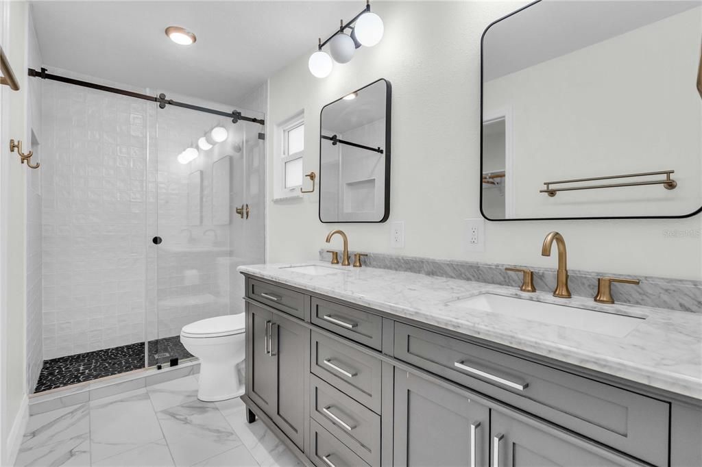 For Sale: $1,200,000 (3 beds, 3 baths, 1562 Square Feet)