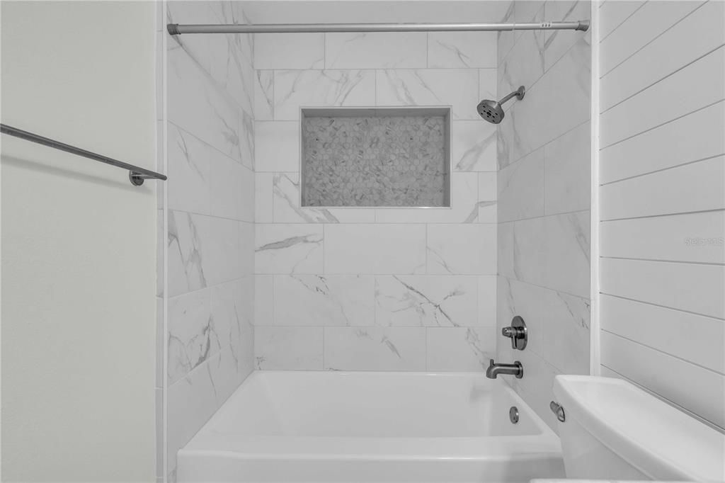 For Sale: $1,200,000 (3 beds, 3 baths, 1562 Square Feet)