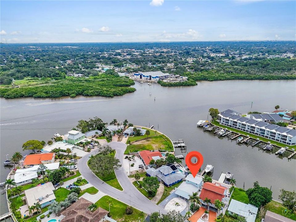 For Sale: $1,200,000 (3 beds, 3 baths, 1562 Square Feet)