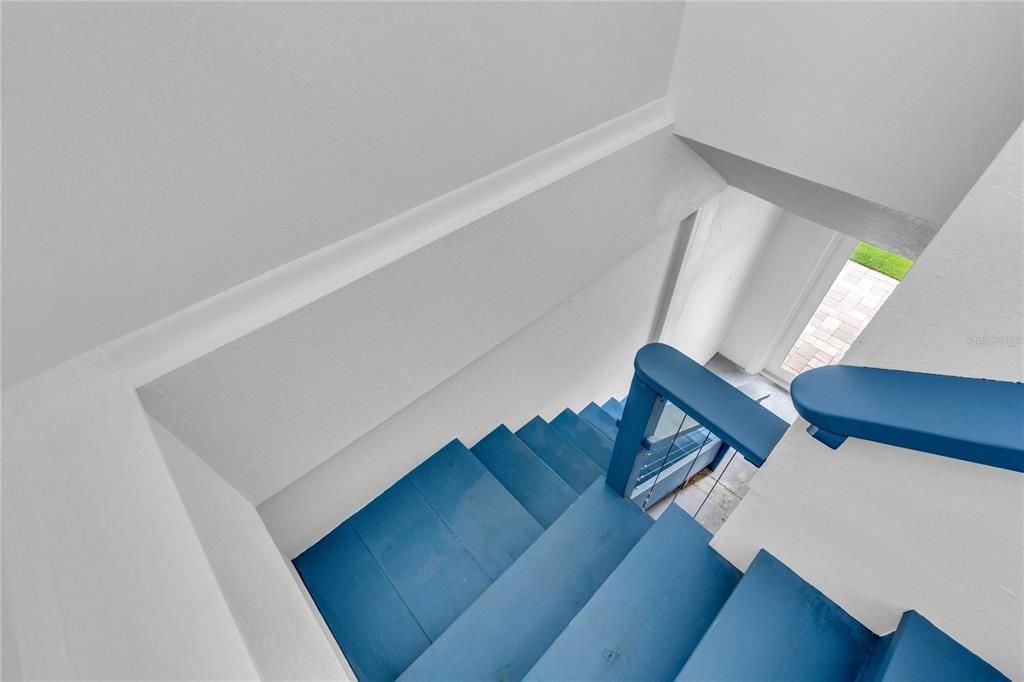 For Sale: $1,200,000 (3 beds, 3 baths, 1562 Square Feet)