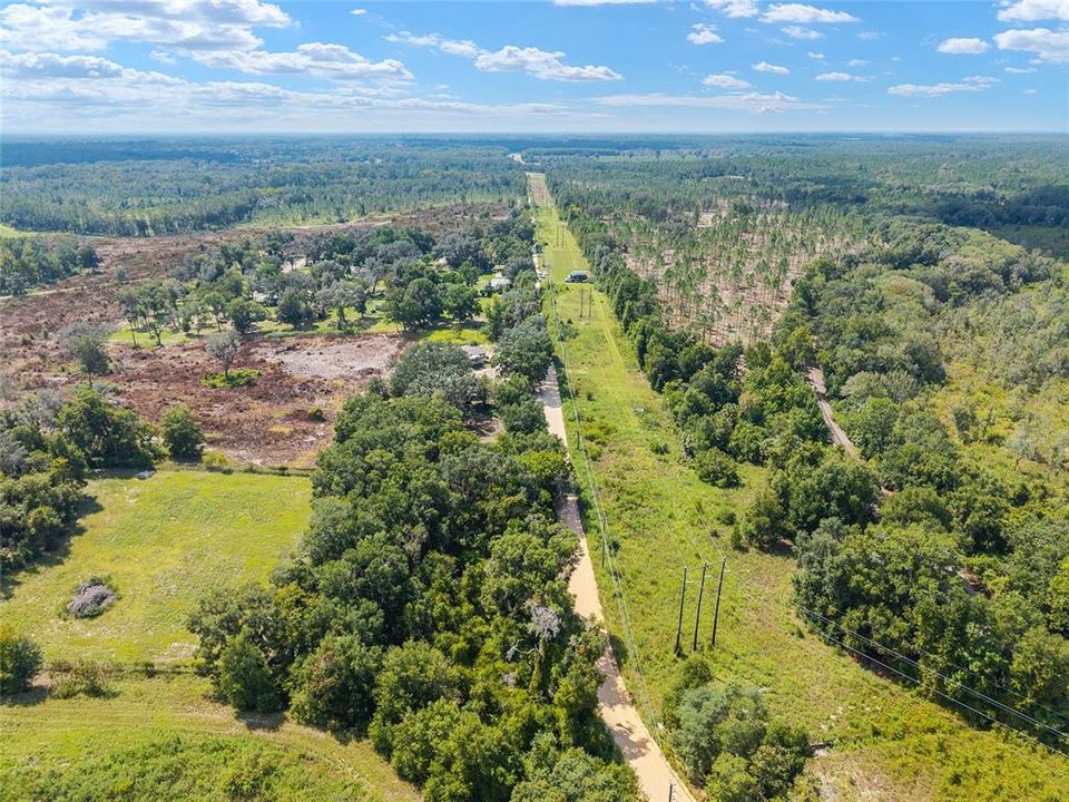 待售: $259,900 (3 贝兹, 2 浴室, 1296 平方英尺)