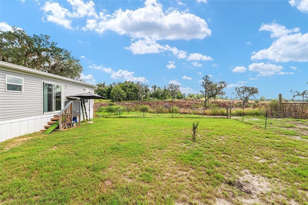 待售: $259,900 (3 贝兹, 2 浴室, 1296 平方英尺)