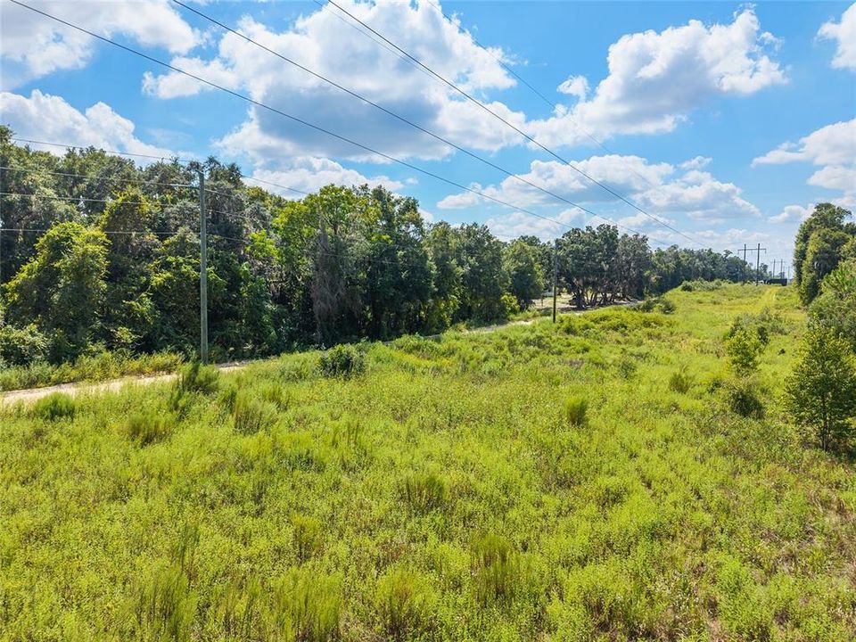 待售: $259,900 (3 贝兹, 2 浴室, 1296 平方英尺)