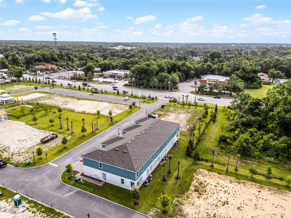 Под контрактом: $268,500 (3 спален, 2 ванн, 1693 Квадратных фут)