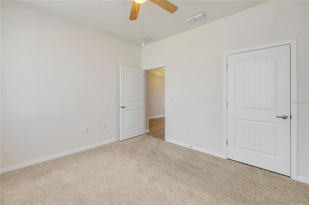 待售: $387,500 (3 贝兹, 2 浴室, 1714 平方英尺)