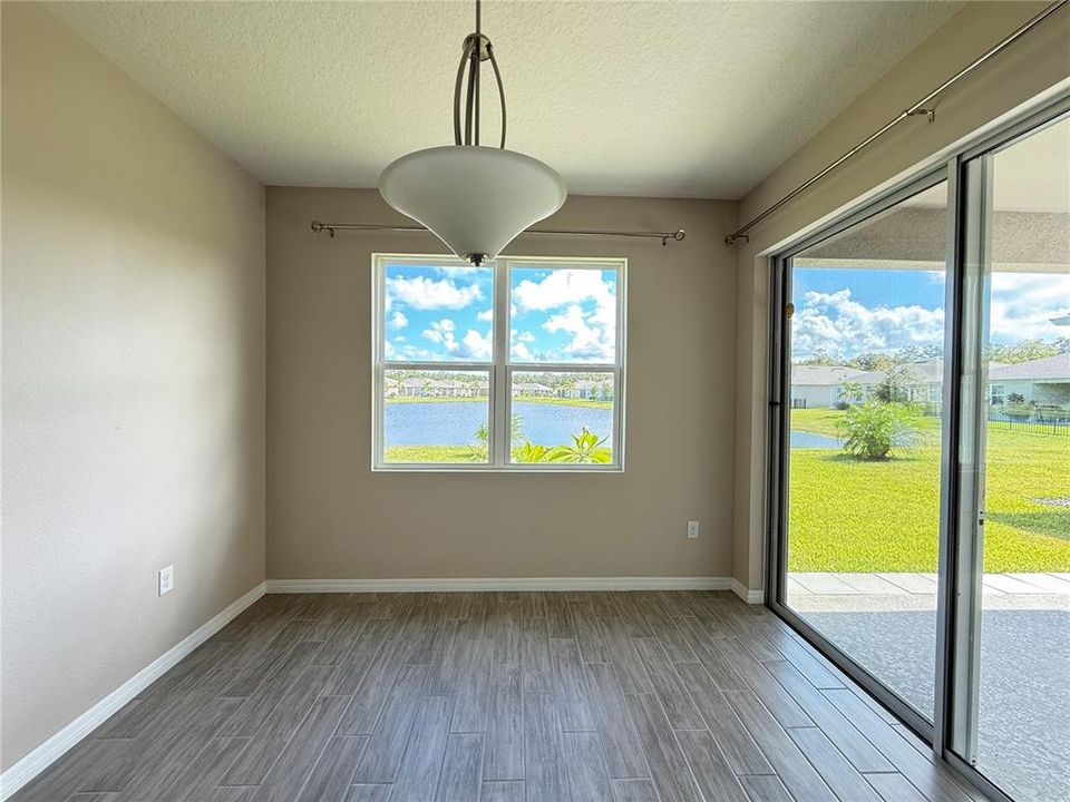 待售: $387,500 (3 贝兹, 2 浴室, 1714 平方英尺)