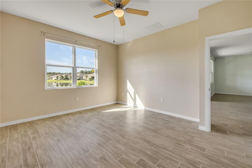 待售: $387,500 (3 贝兹, 2 浴室, 1714 平方英尺)