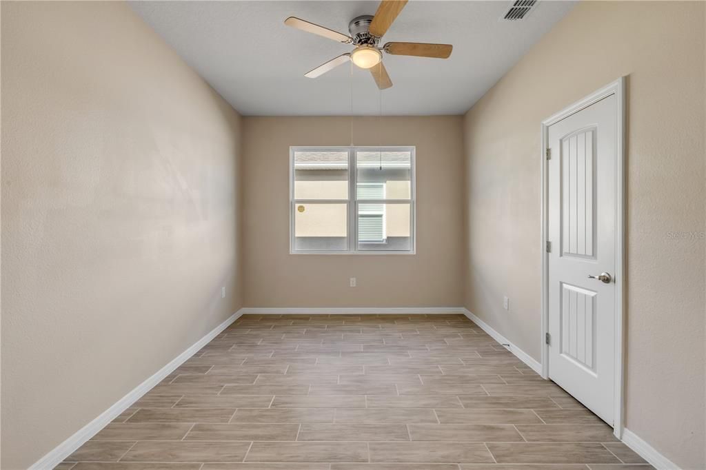 待售: $387,500 (3 贝兹, 2 浴室, 1714 平方英尺)