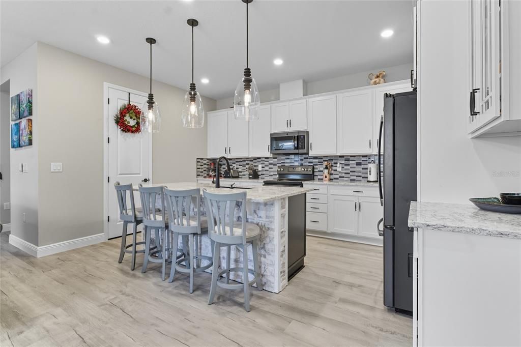 Active With Contract: $360,000 (4 beds, 3 baths, 2160 Square Feet)