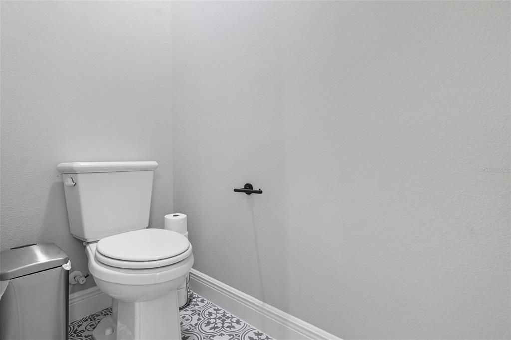 Active With Contract: $360,000 (4 beds, 3 baths, 2160 Square Feet)