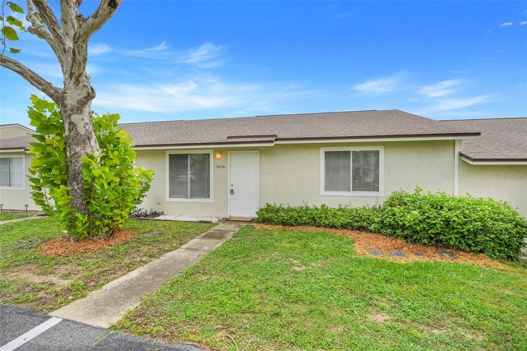 Activo con contrato: $145,000 (3 camas, 2 baños, 1140 Pies cuadrados)