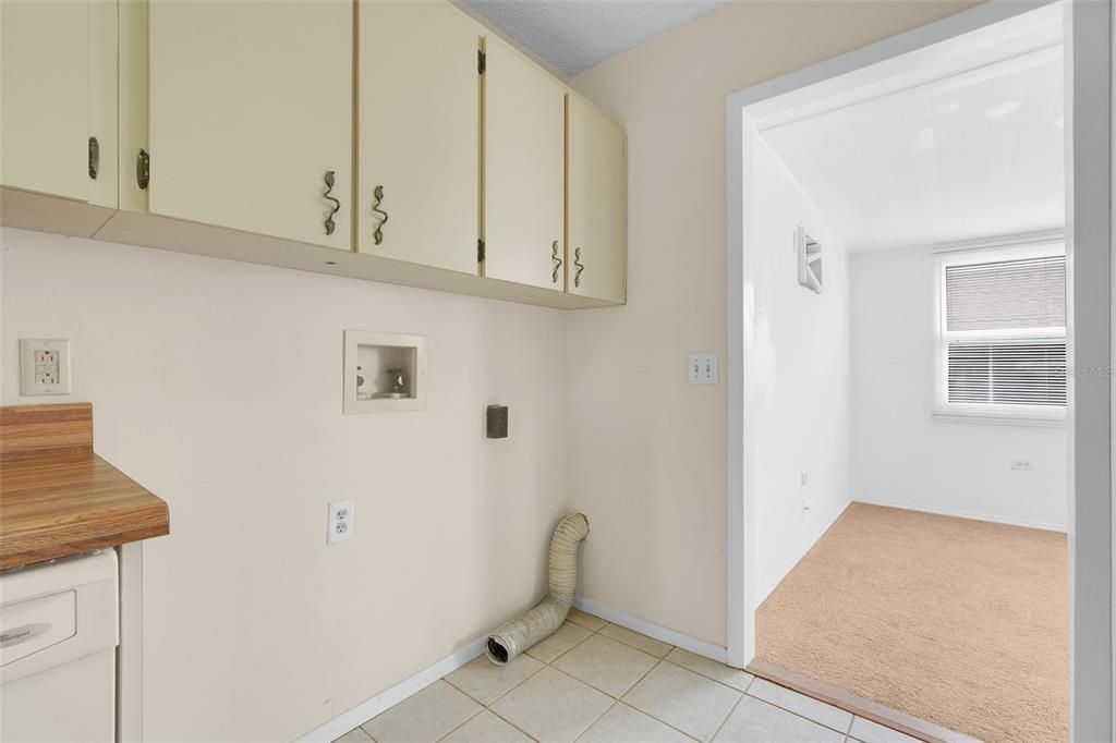 Activo con contrato: $145,000 (3 camas, 2 baños, 1140 Pies cuadrados)