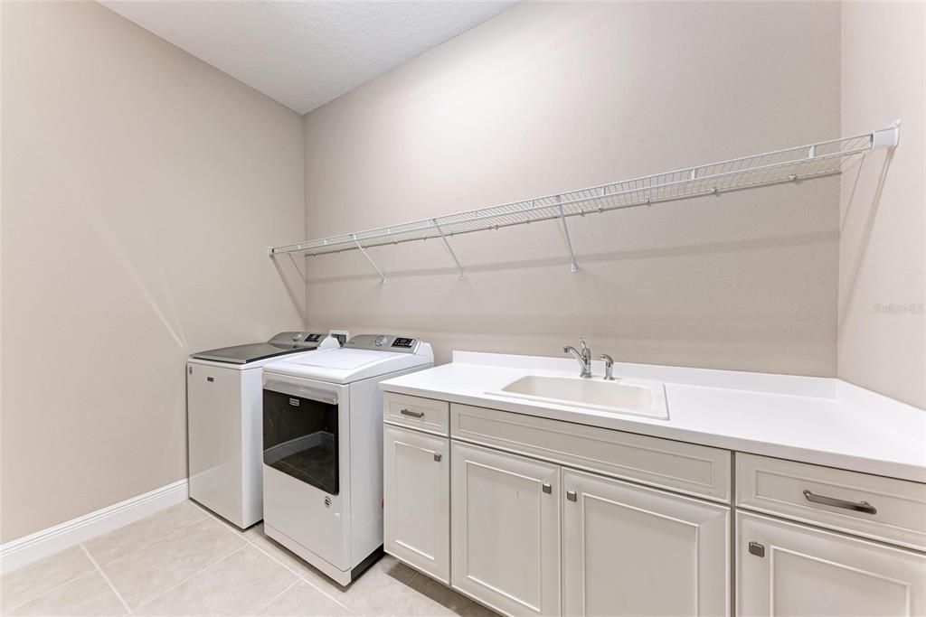 待售: $899,000 (4 贝兹, 3 浴室, 3164 平方英尺)