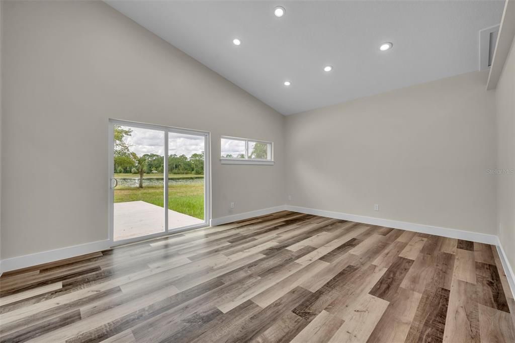 待售: $869,000 (4 贝兹, 3 浴室, 2496 平方英尺)