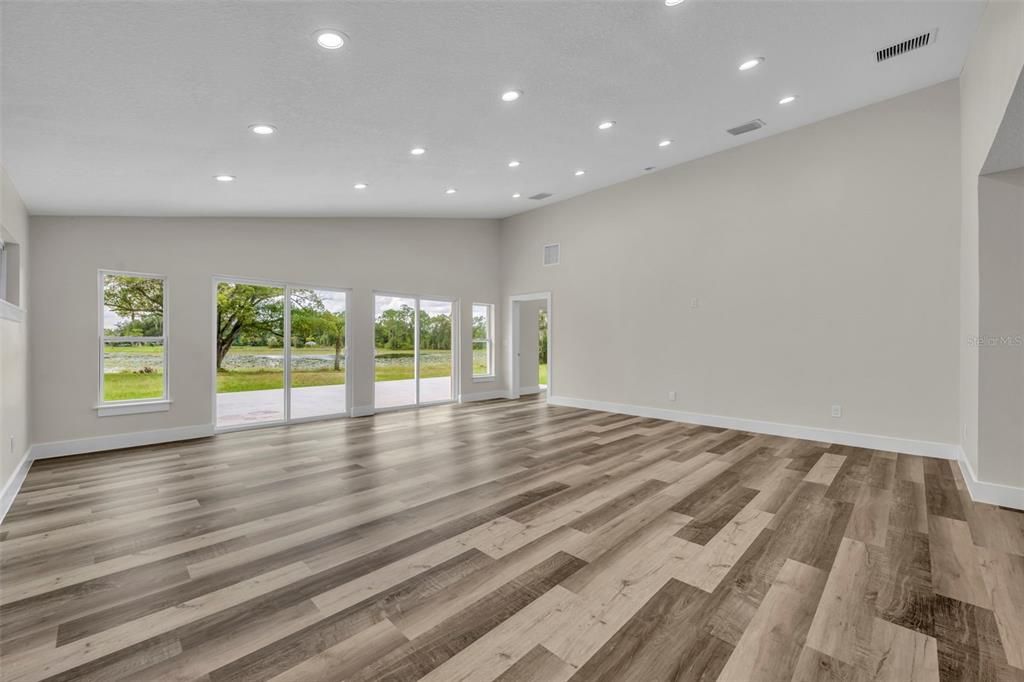 待售: $869,000 (4 贝兹, 3 浴室, 2496 平方英尺)