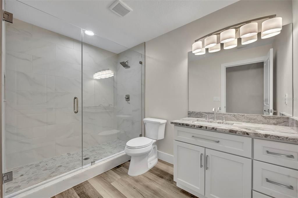 待售: $869,000 (4 贝兹, 3 浴室, 2496 平方英尺)