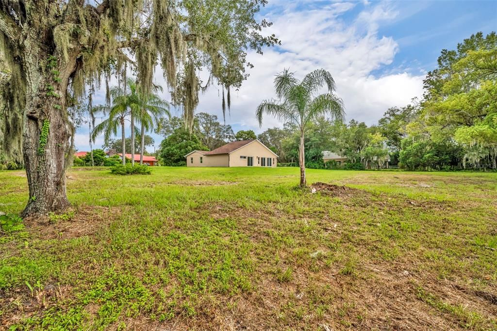 待售: $869,000 (4 贝兹, 3 浴室, 2496 平方英尺)