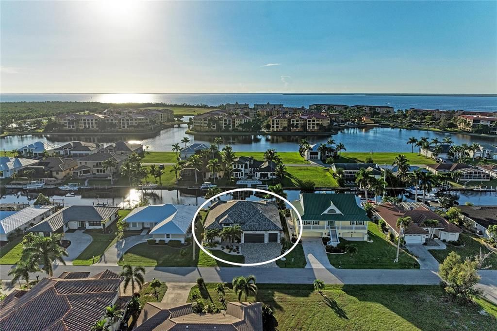 待售: $1,995,000 (3 贝兹, 3 浴室, 2741 平方英尺)