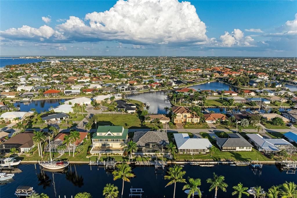 待售: $1,995,000 (3 贝兹, 3 浴室, 2741 平方英尺)