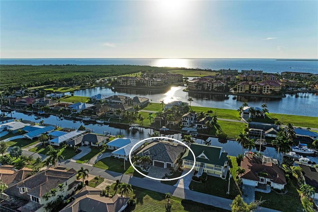 待售: $1,995,000 (3 贝兹, 3 浴室, 2741 平方英尺)