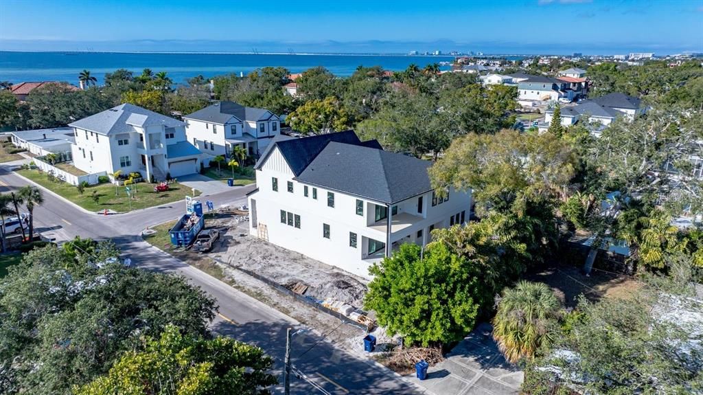 For Sale: $2,490,000 (5 beds, 4 baths, 5072 Square Feet)