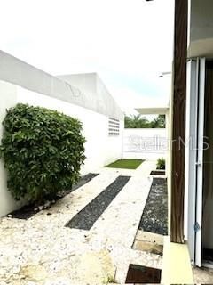 For Sale: $475,000 (3 beds, 2 baths, 1323 Square Feet)