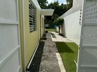 For Sale: $475,000 (3 beds, 2 baths, 1323 Square Feet)