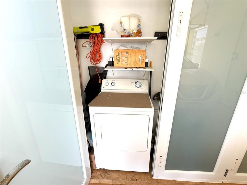 For Sale: $475,000 (3 beds, 2 baths, 1323 Square Feet)