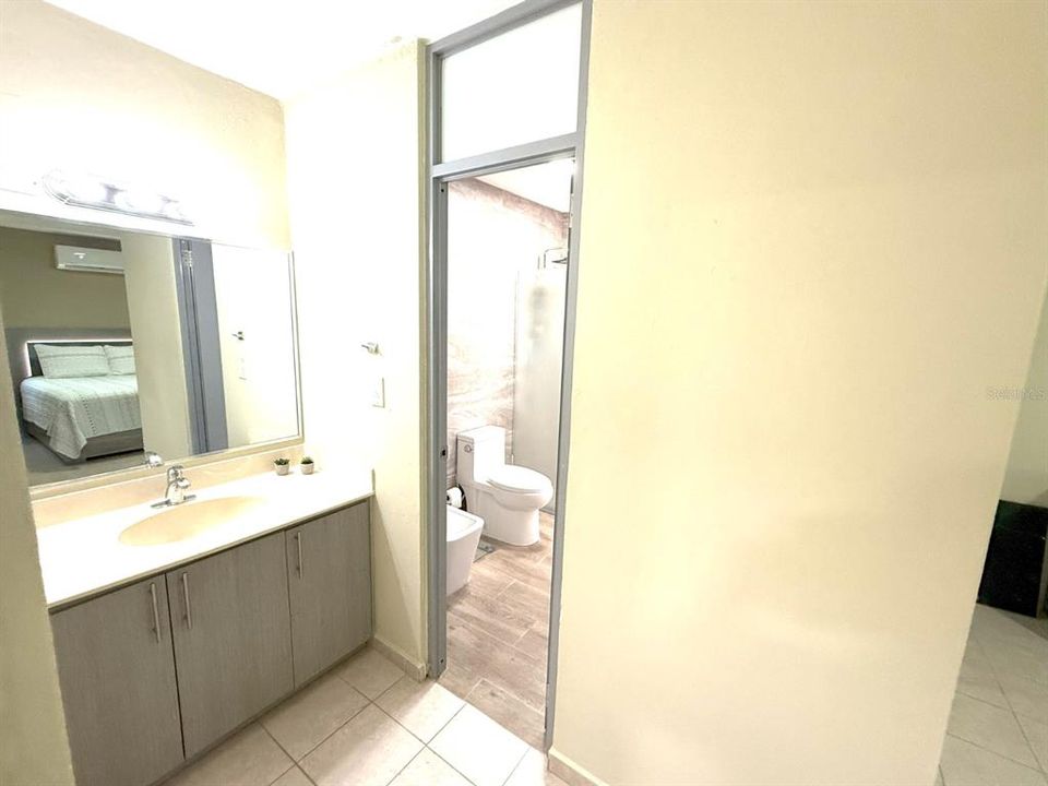 For Sale: $475,000 (3 beds, 2 baths, 1323 Square Feet)