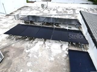 For Sale: $475,000 (3 beds, 2 baths, 1323 Square Feet)