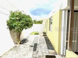 For Sale: $475,000 (3 beds, 2 baths, 1323 Square Feet)