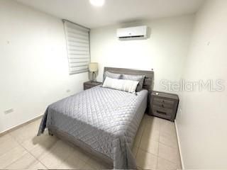 For Sale: $475,000 (3 beds, 2 baths, 1323 Square Feet)