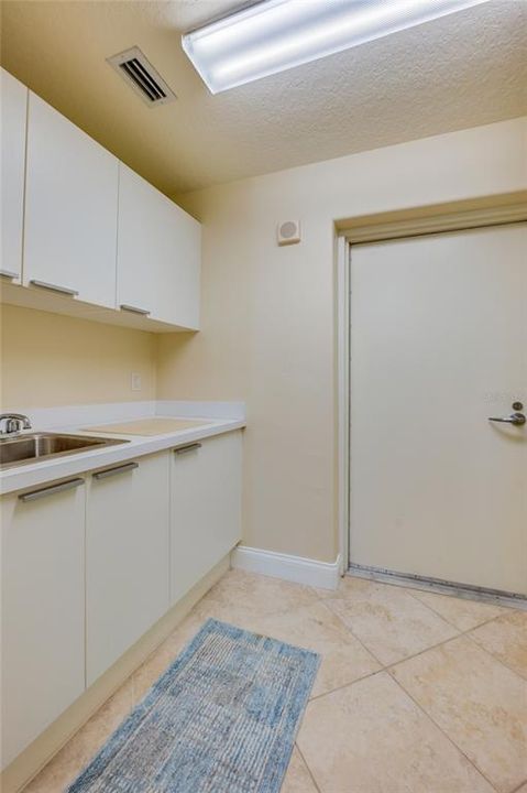 В аренду: $3,700 (3 спален, 2 ванн, 2182 Квадратных фут)