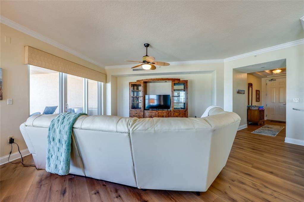 В аренду: $3,700 (3 спален, 2 ванн, 2182 Квадратных фут)