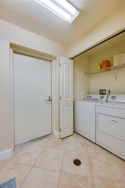 В аренду: $3,700 (3 спален, 2 ванн, 2182 Квадратных фут)