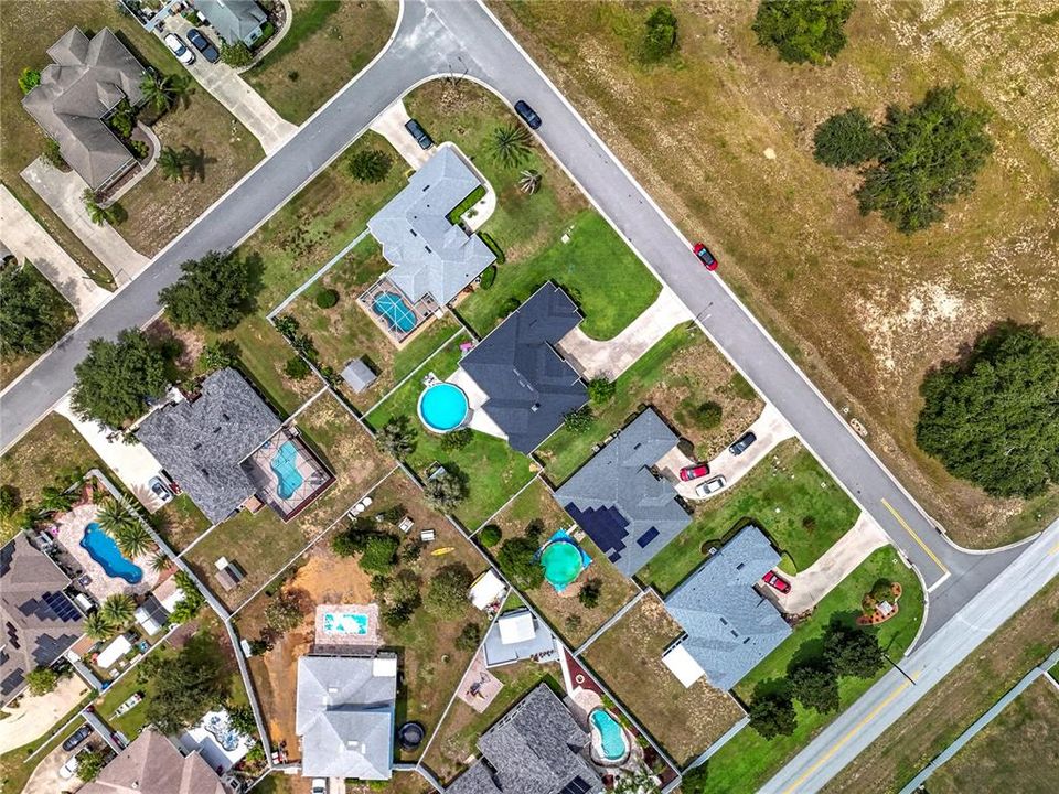 Activo con contrato: $397,420 (3 camas, 2 baños, 2038 Pies cuadrados)