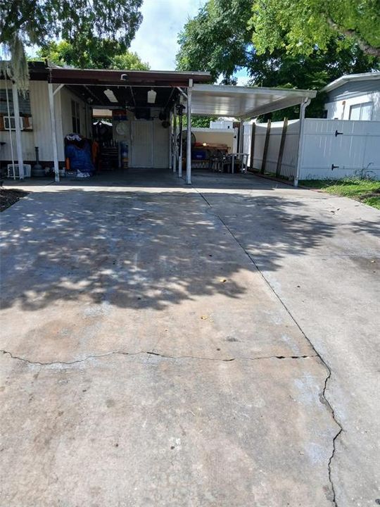 Active With Contract: $169,000 (3 beds, 2 baths, 1711 Square Feet)