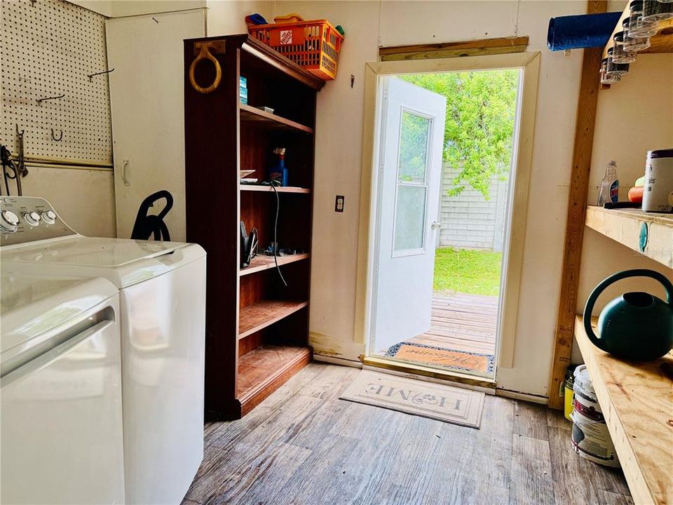 待售: $89,900 (2 贝兹, 1 浴室, 1138 平方英尺)