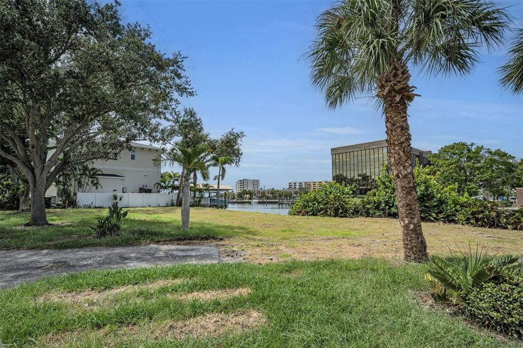 For Sale: $1,795,000 (0.26 acres)