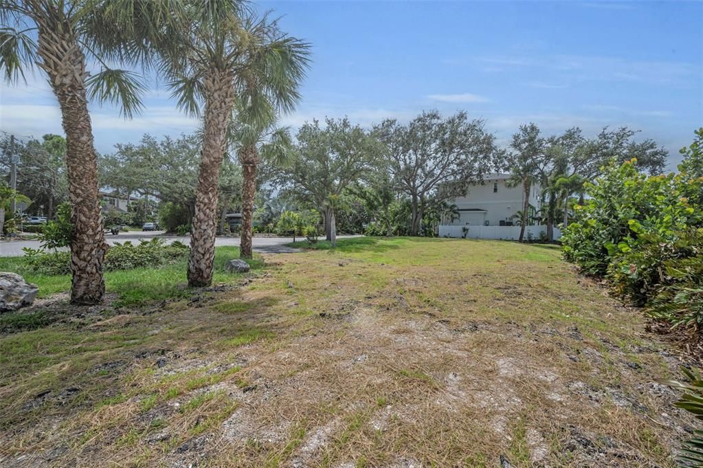 For Sale: $1,795,000 (0.26 acres)