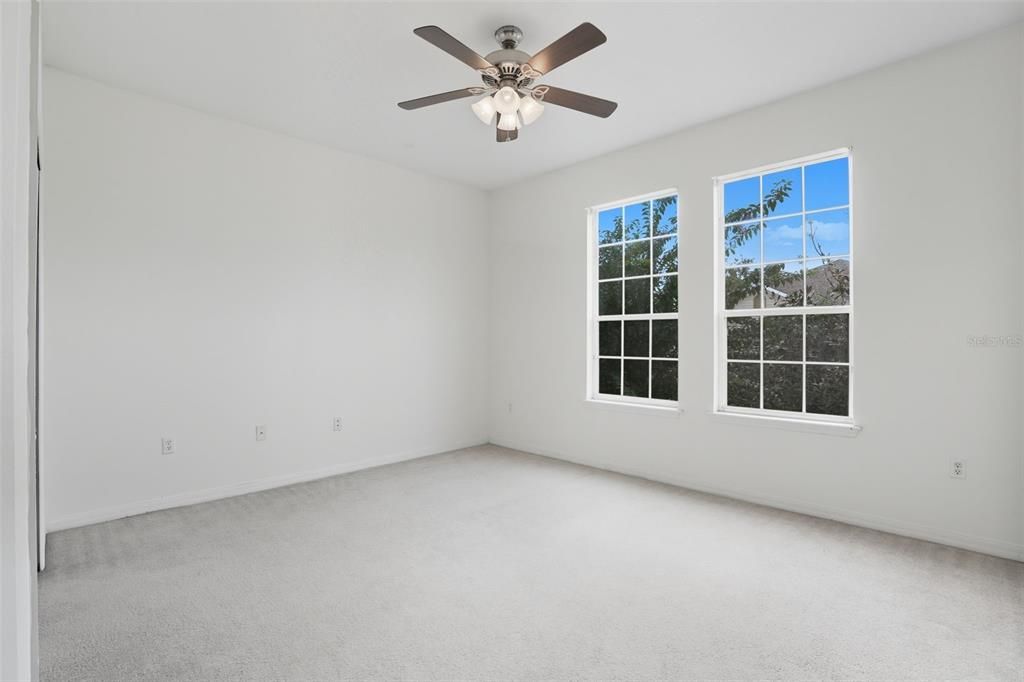 待售: $259,900 (3 贝兹, 2 浴室, 1668 平方英尺)