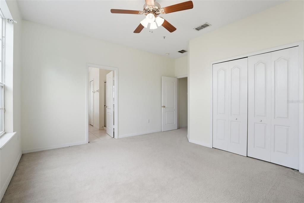 待售: $259,900 (3 贝兹, 2 浴室, 1668 平方英尺)