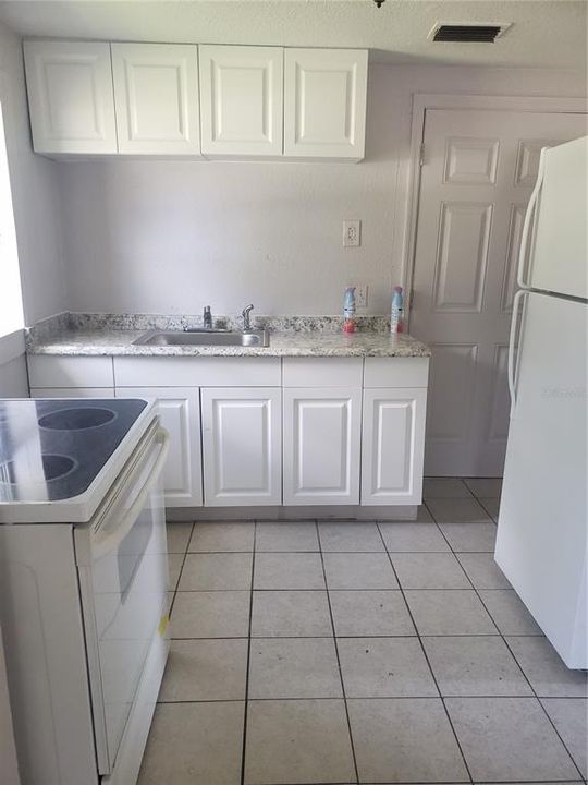 待售: $104,999 (2 贝兹, 1 浴室, 530 平方英尺)