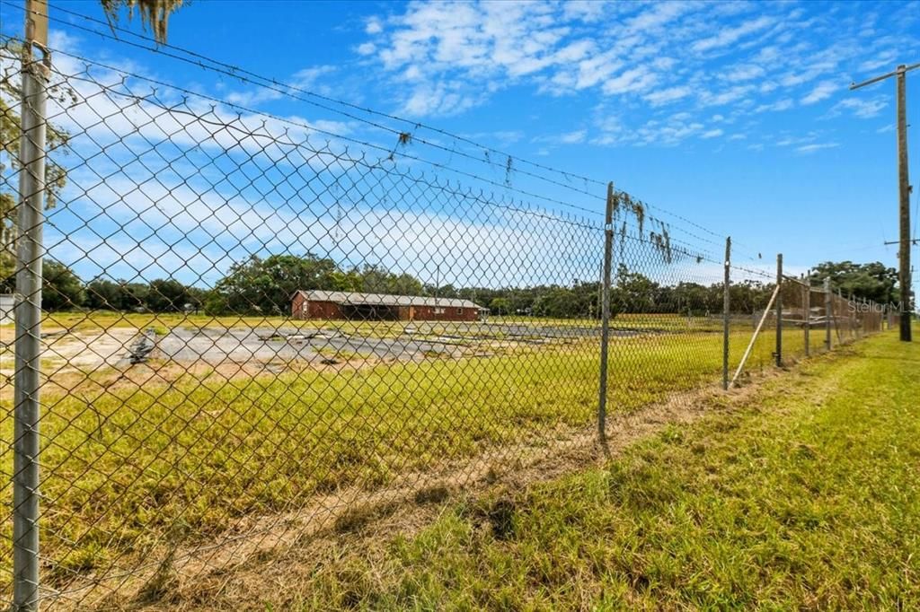 Activo con contrato: $1,199,900 (9.35 acres)