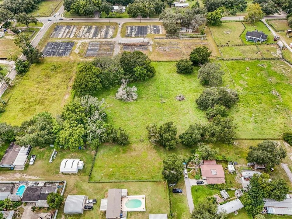 Activo con contrato: $1,199,900 (9.35 acres)