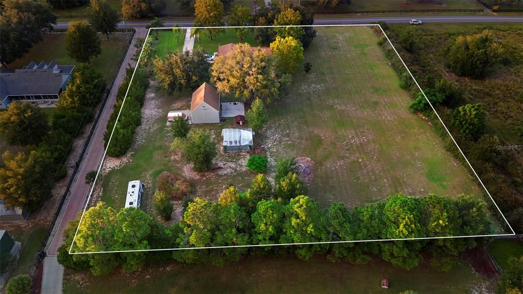 待售: $610,000 (4 贝兹, 2 浴室, 2284 平方英尺)