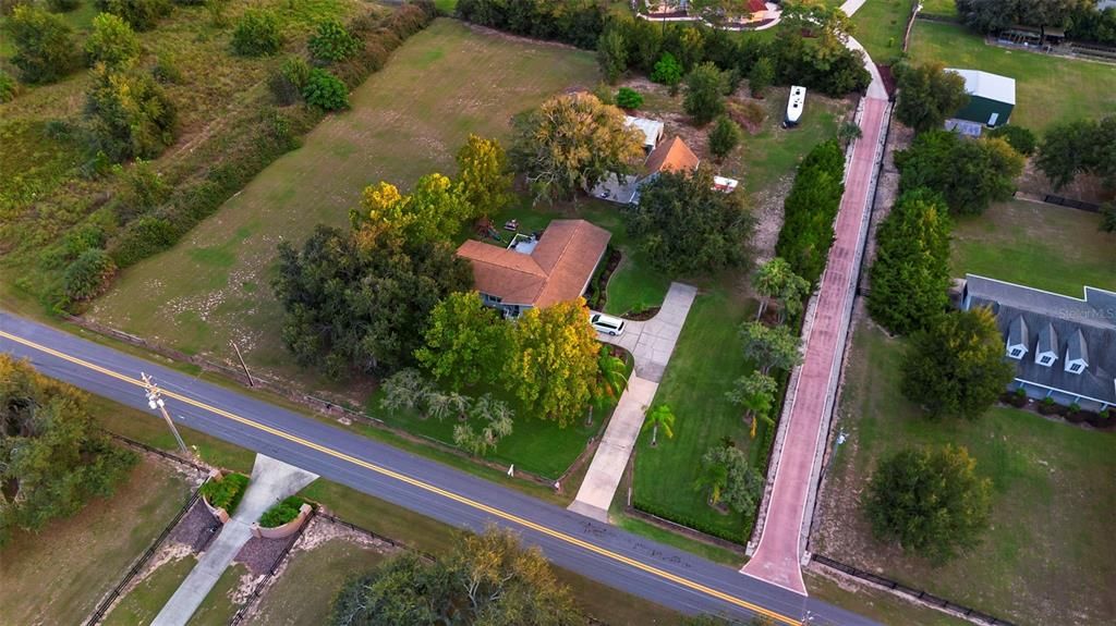 待售: $610,000 (4 贝兹, 2 浴室, 2284 平方英尺)