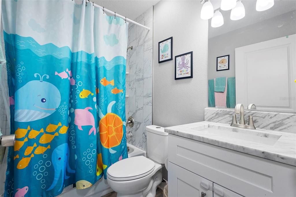 待售: $610,000 (4 贝兹, 2 浴室, 2284 平方英尺)